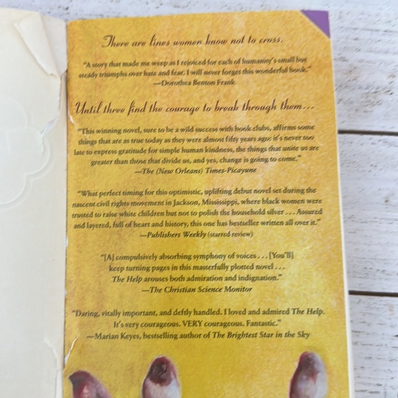 📚The Help by Kathryn Stockett NY Times Bestseller Fiction - Picture 7 of 11